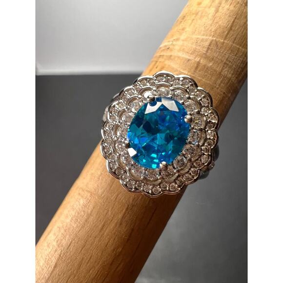 Blue and white CZ halo sterling silver ring size 8 - Picture 10 of 11